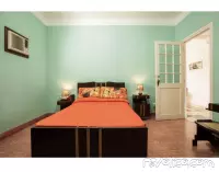 Se alquila vivienda 2 habitaciones. en 2do y ultimo piso, por 500 EUR